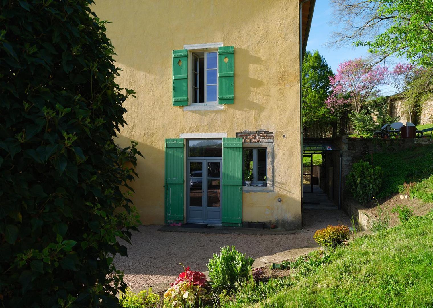 La Porte Des Pres Cluny Buitenkant foto